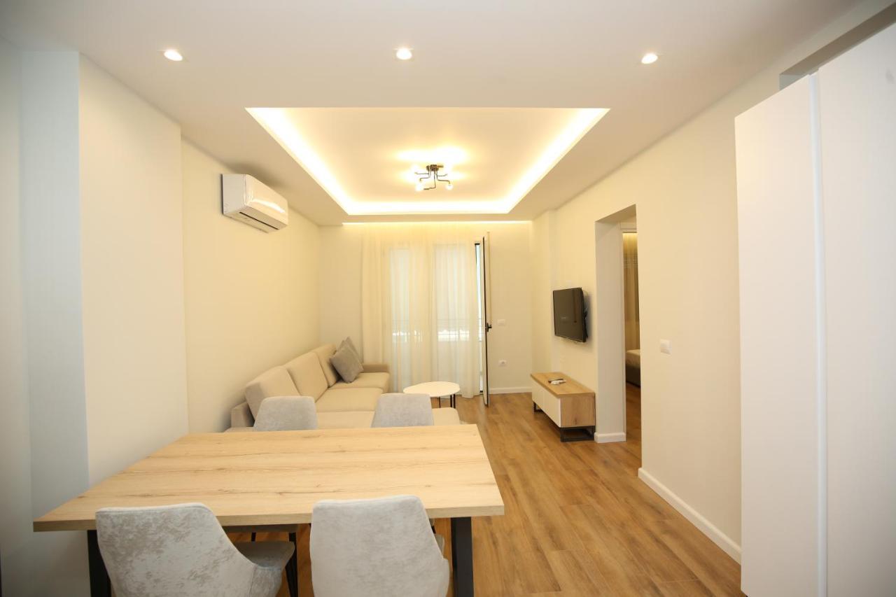 T2 City Apartments Vlore Exterior photo